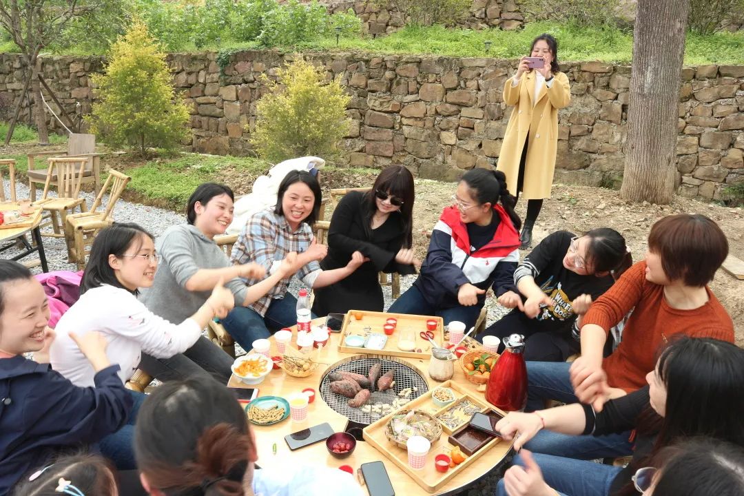 奋进新征程 巾帼绽青春丨6008集团官方网站股份各工会三八节运动精彩一直_党建风范_党建专栏_重庆6008集团官方网站